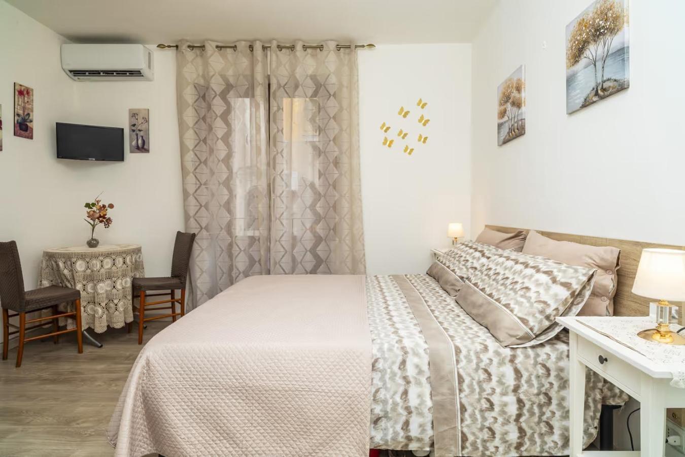 La Gioia Hotell Giardini Naxos Exteriör bild